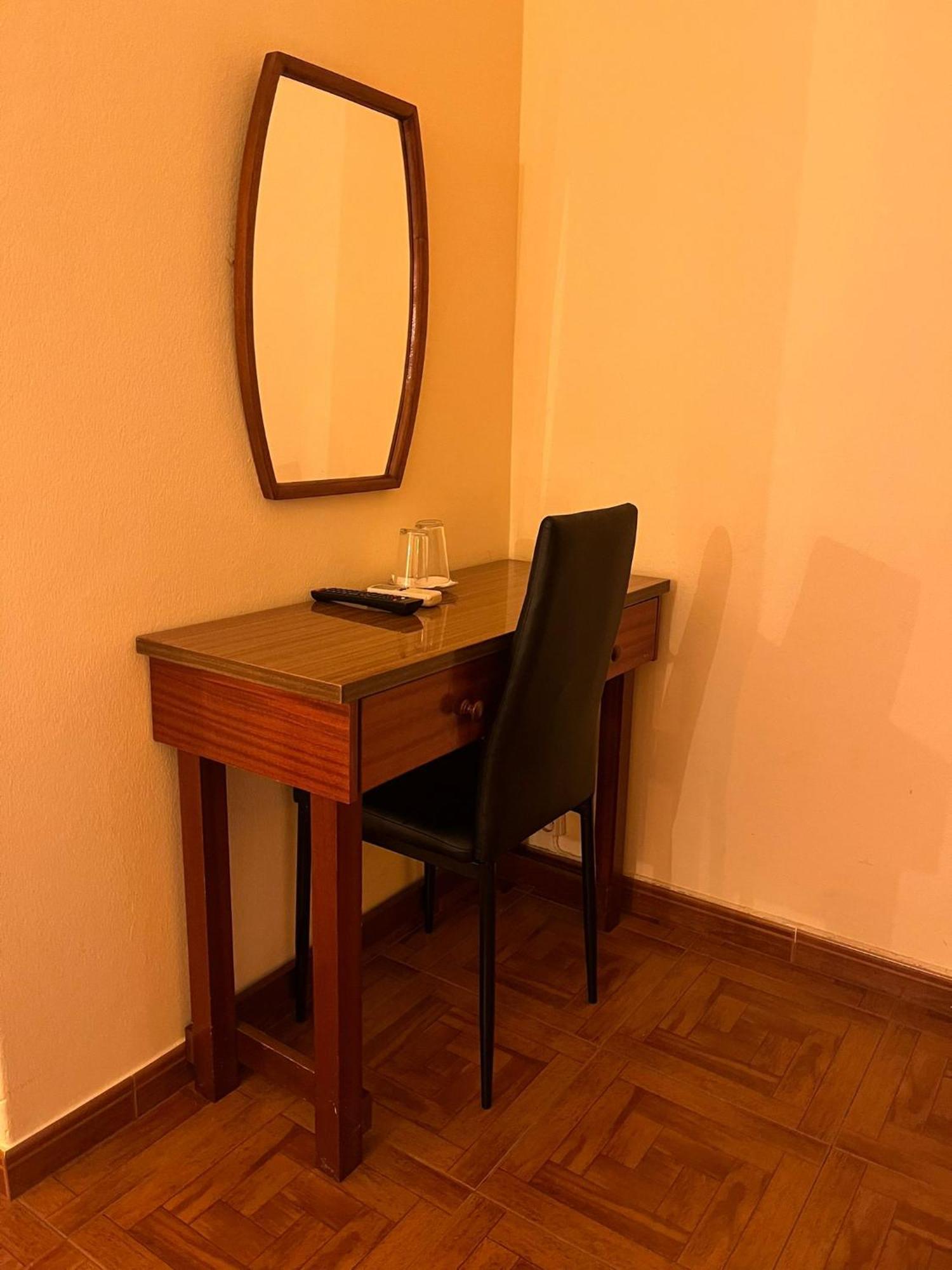 Bed and Breakfast Romeu Quarteira Zewnętrze zdjęcie