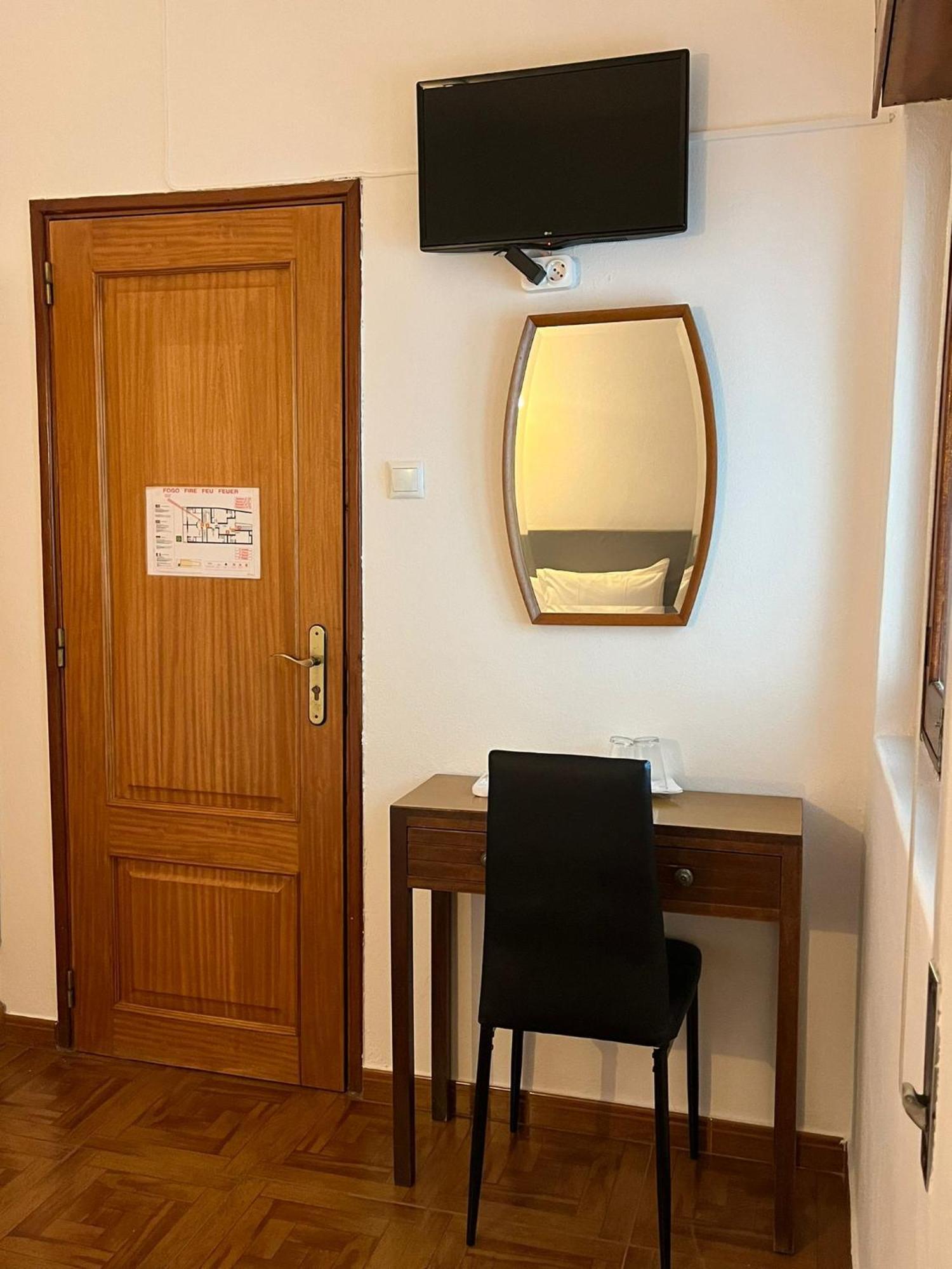 Bed and Breakfast Romeu Quarteira Zewnętrze zdjęcie